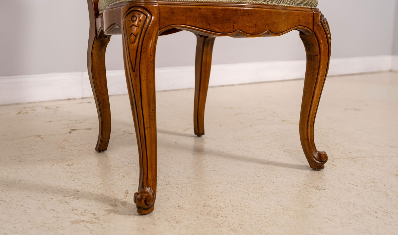 Set of 8 Baker Louis XV Walnut Cane Back Dining Chairs - 7