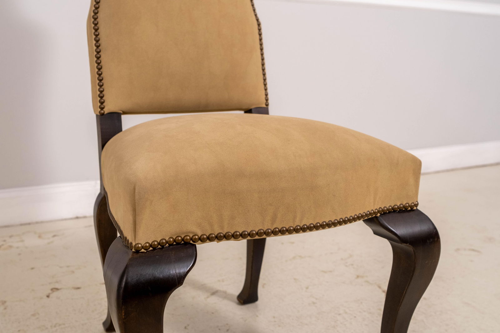 Set of 8 Century Chippendale Style Tall Back Dining Chairs - 7