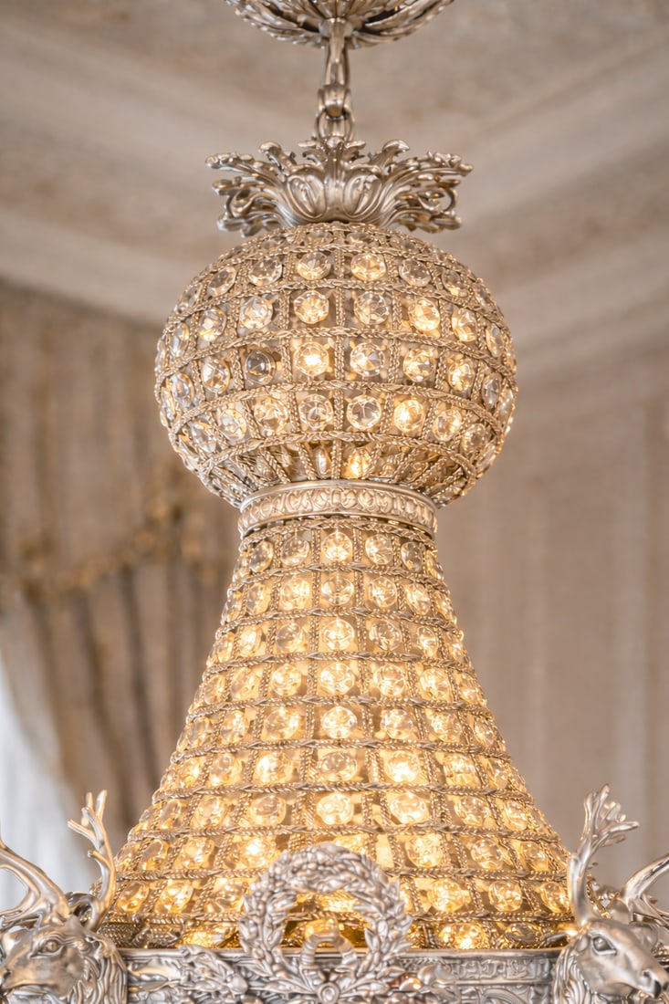 Circa 1980 Artisan Louis XVI Rococo Silver Bronze Chandelier - 3