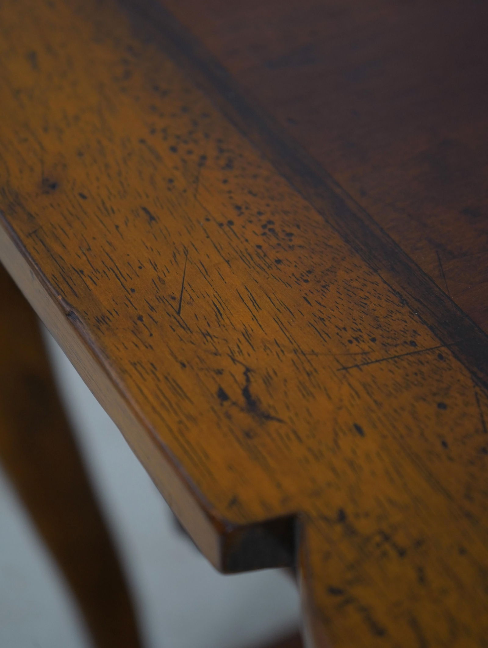 Henredon Mahogany French Provincial Side Table - 16