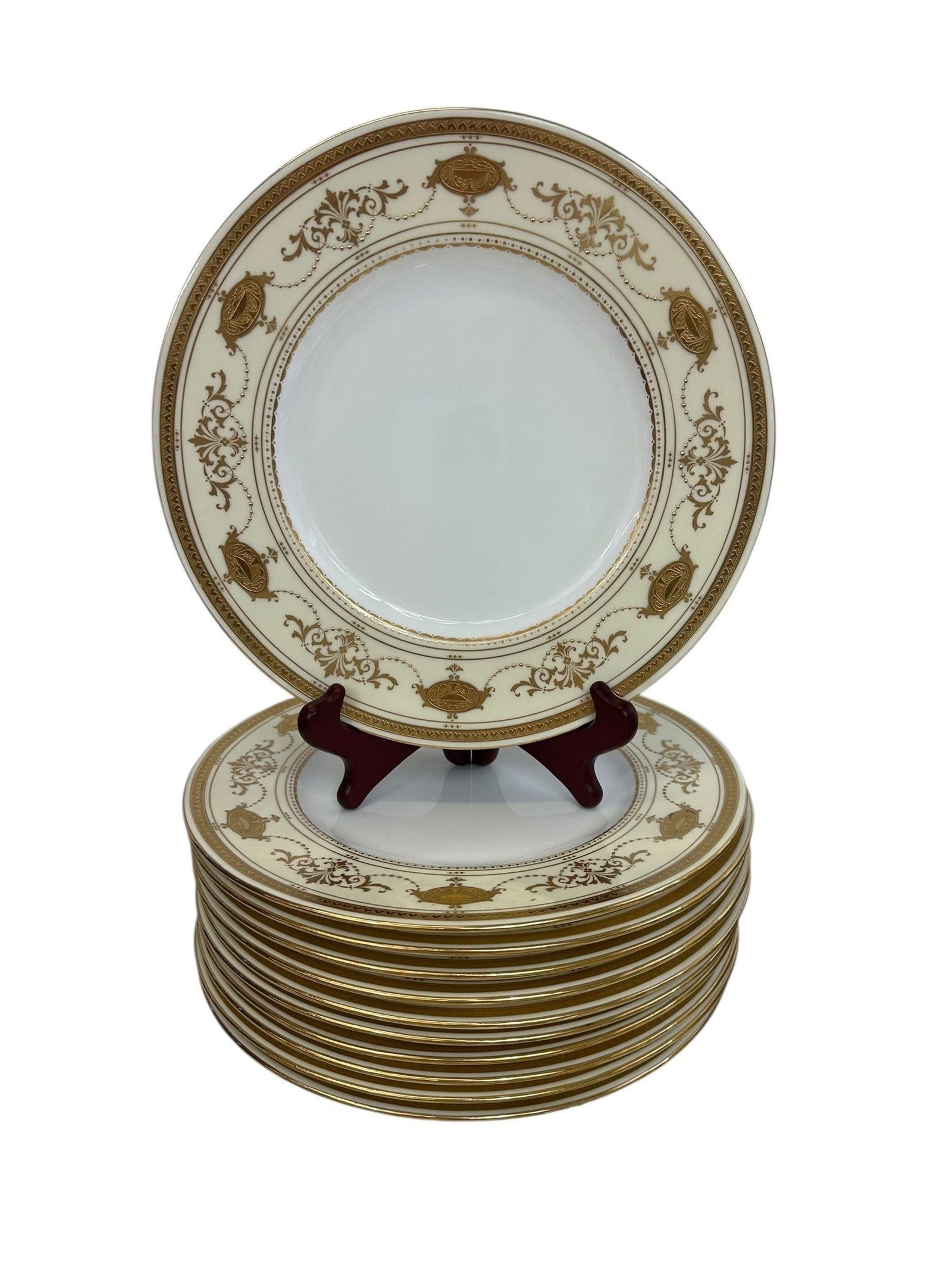 Early 20th Century 22k Gold Minton Gilt Porcelain Table Service - Nearly Complete Set for 12 - 47 Pi - 11