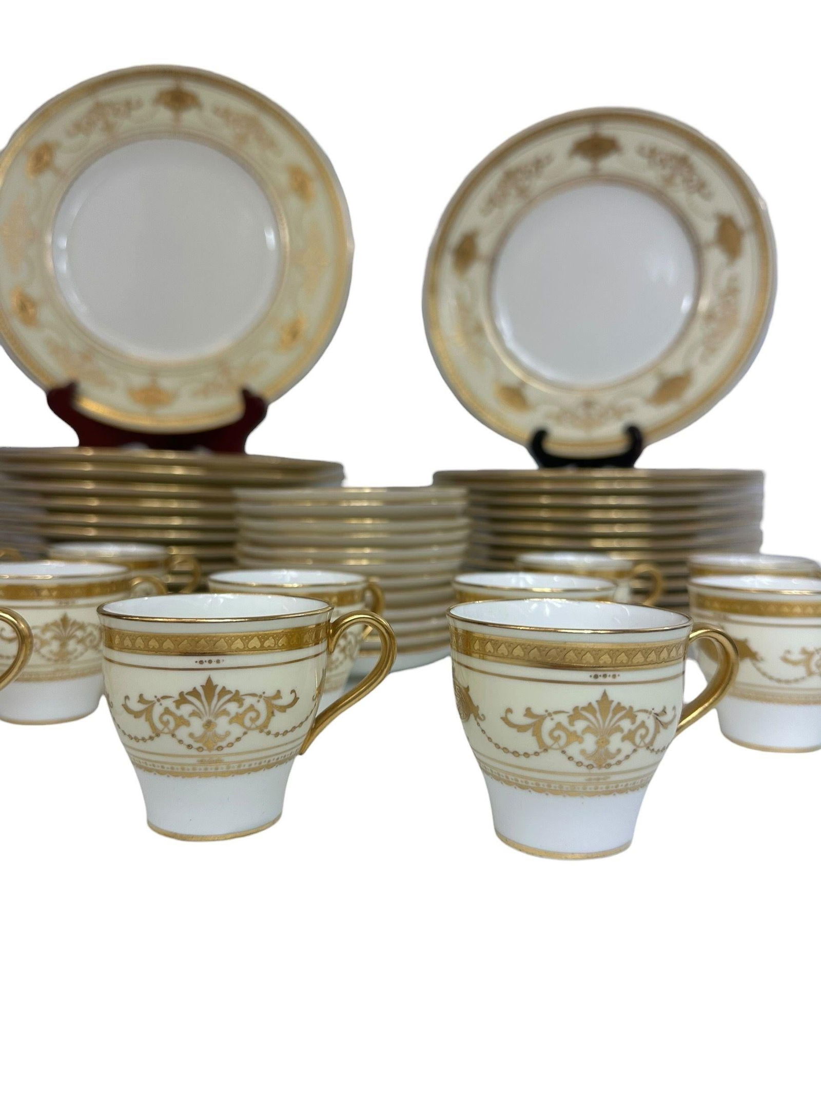 Early 20th Century 22k Gold Minton Gilt Porcelain Table Service - Nearly Complete Set for 12 - 47 Pi - 12