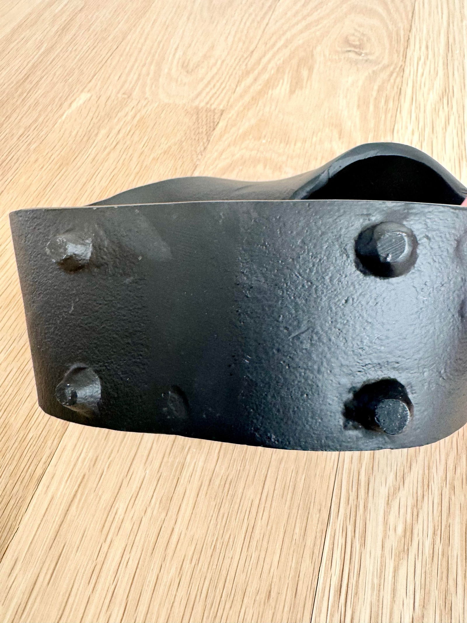 Mid Century Hand-Cast Metal Möbius Ring Sculpture, Brutalist Modern Style - 5