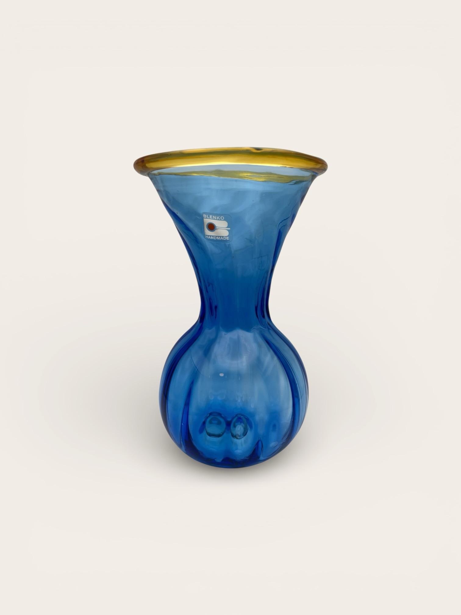 Vintage Blenko Hand-Blown Cobalt Blue Art Glass Vase With Amber Rim, Mid-Century Modern - 10