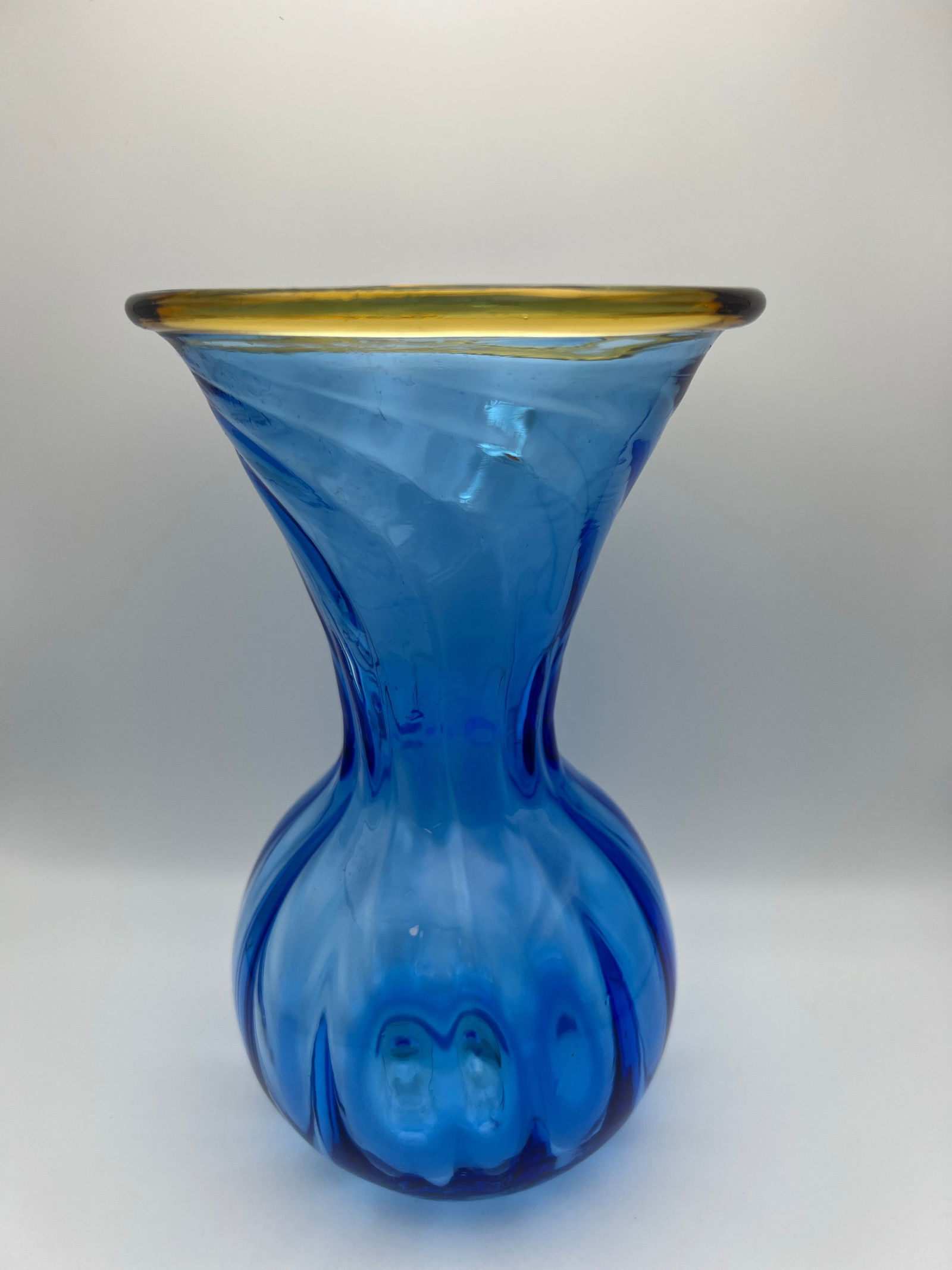 Vintage Blenko Hand-Blown Cobalt Blue Art Glass Vase With Amber Rim, Mid-Century Modern - 4
