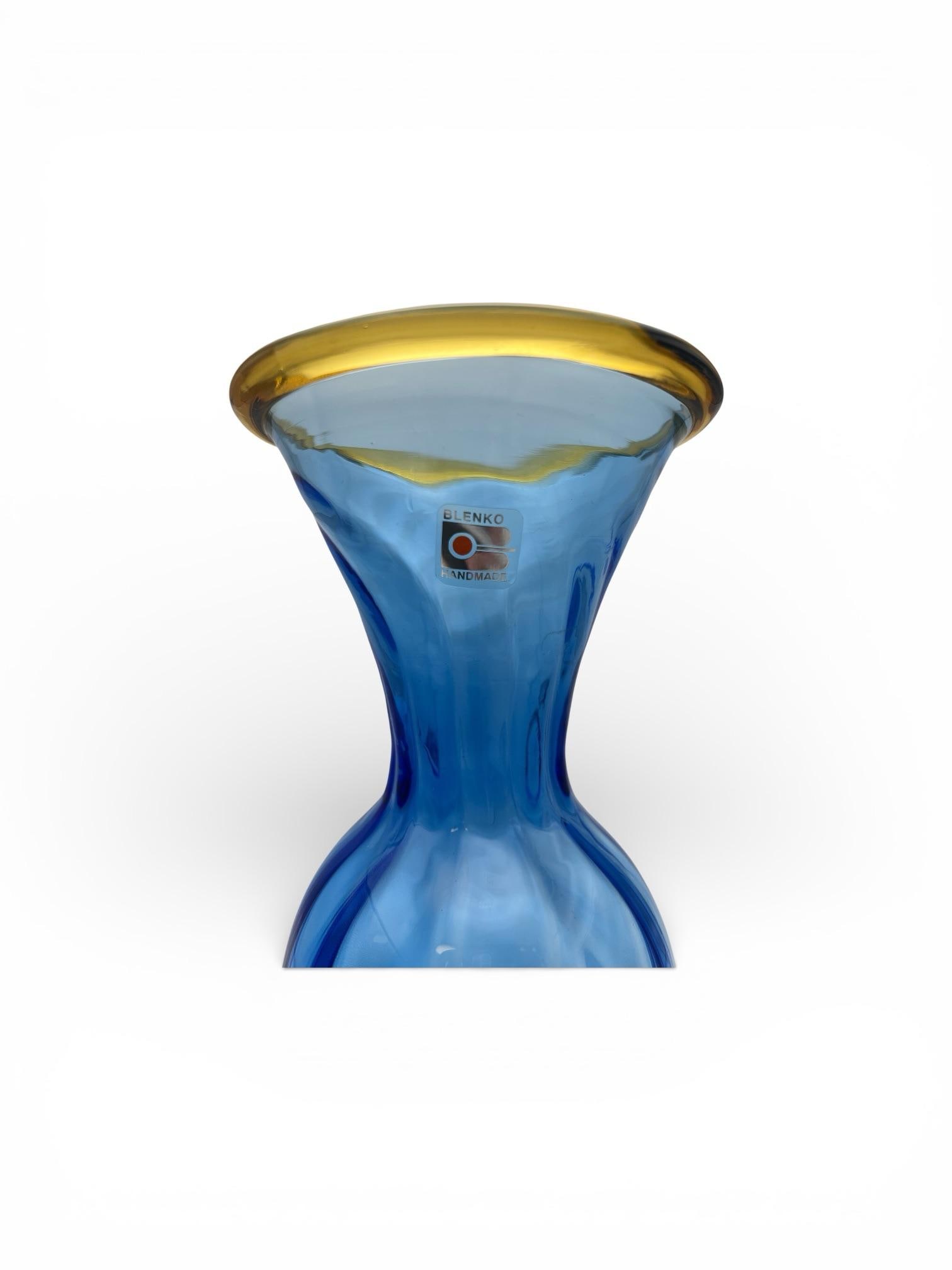 Vintage Blenko Hand-Blown Cobalt Blue Art Glass Vase With Amber Rim, Mid-Century Modern - 9