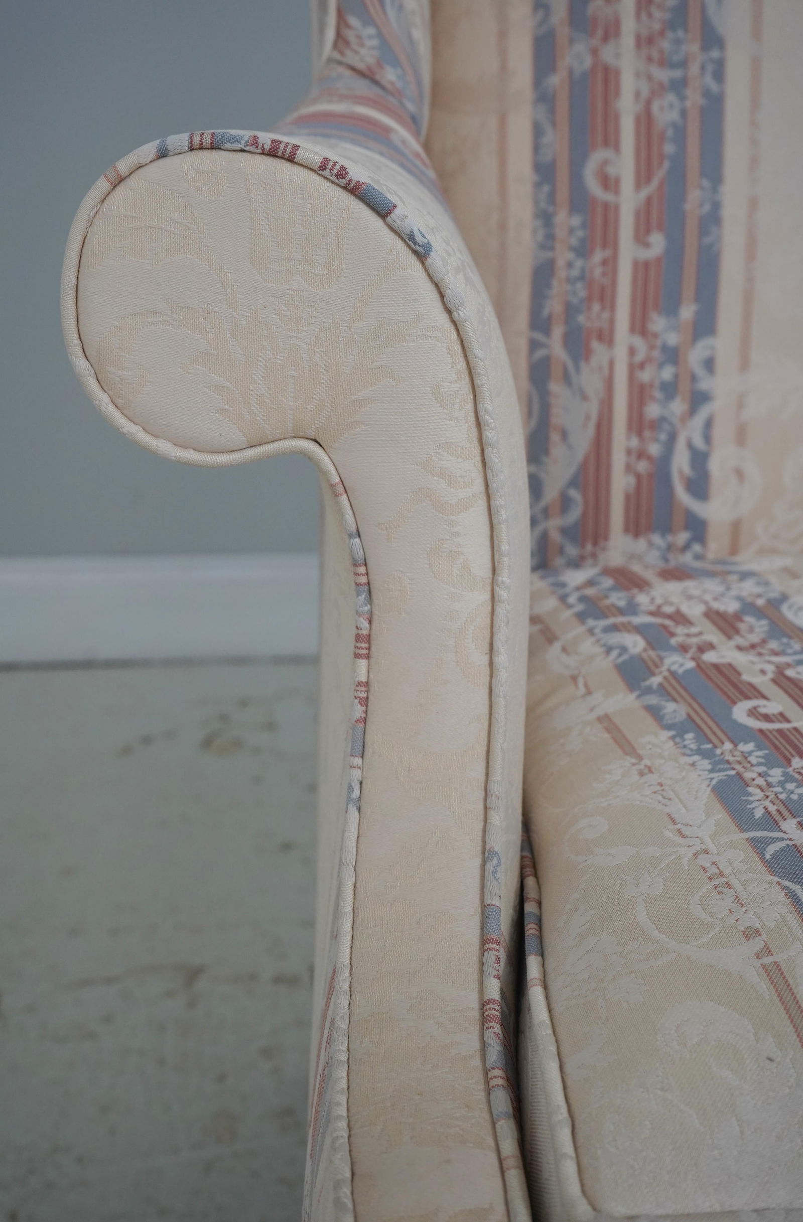 Southwood Clawfoot Mahogany Damask Wing Chair - 12