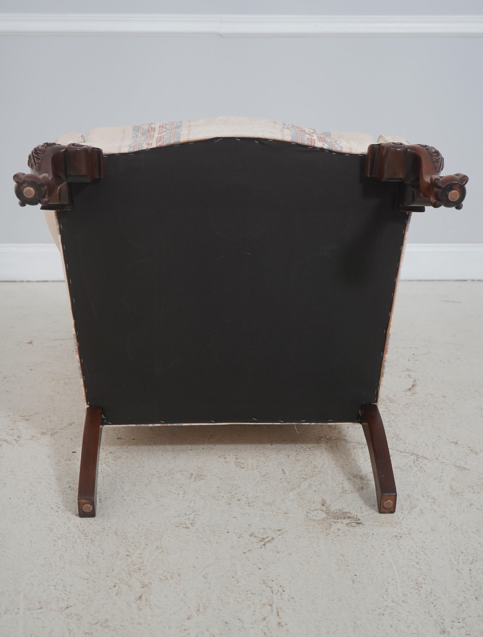 Southwood Clawfoot Mahogany Damask Wing Chair - 16