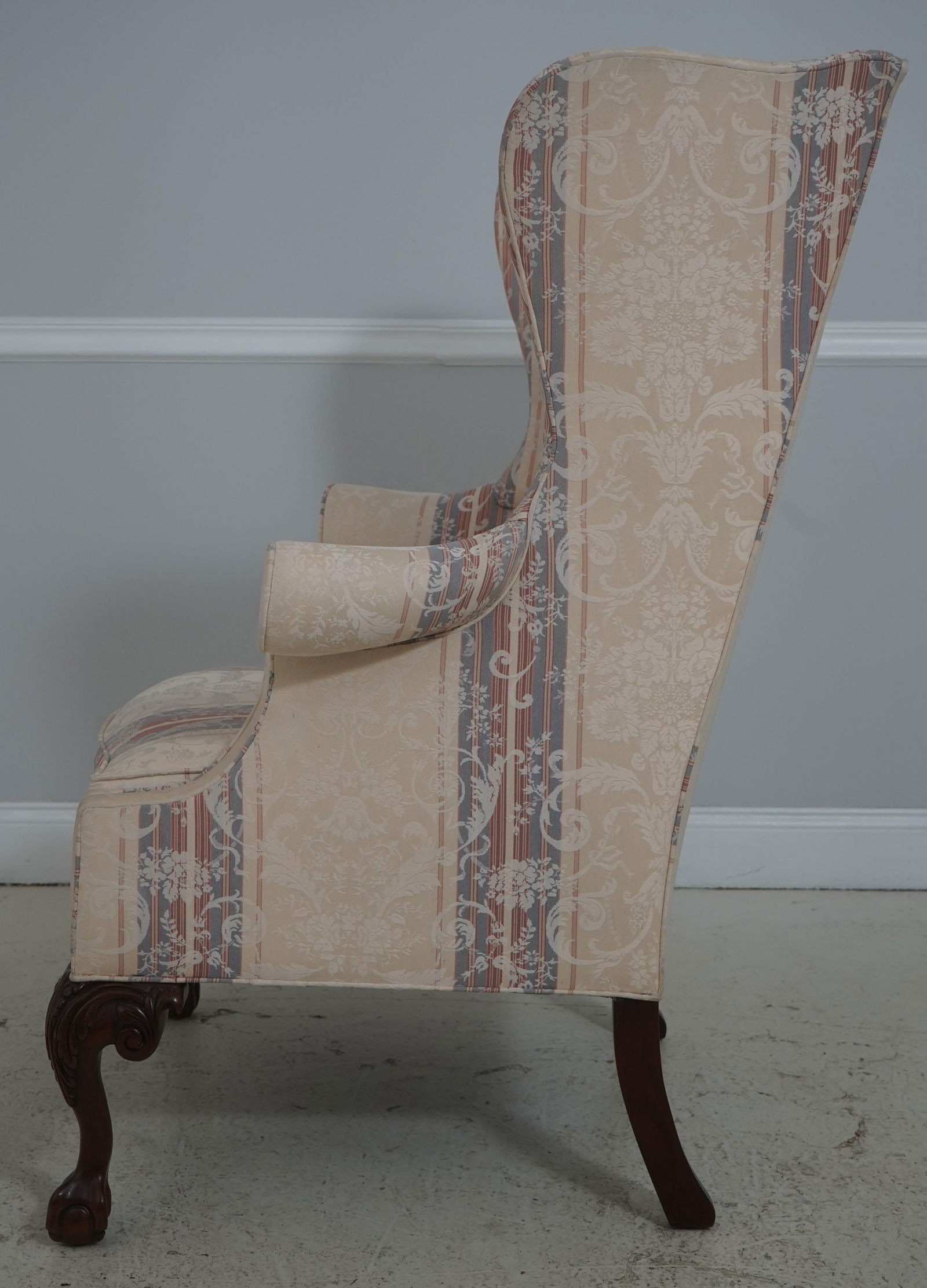 Southwood Clawfoot Mahogany Damask Wing Chair - 3