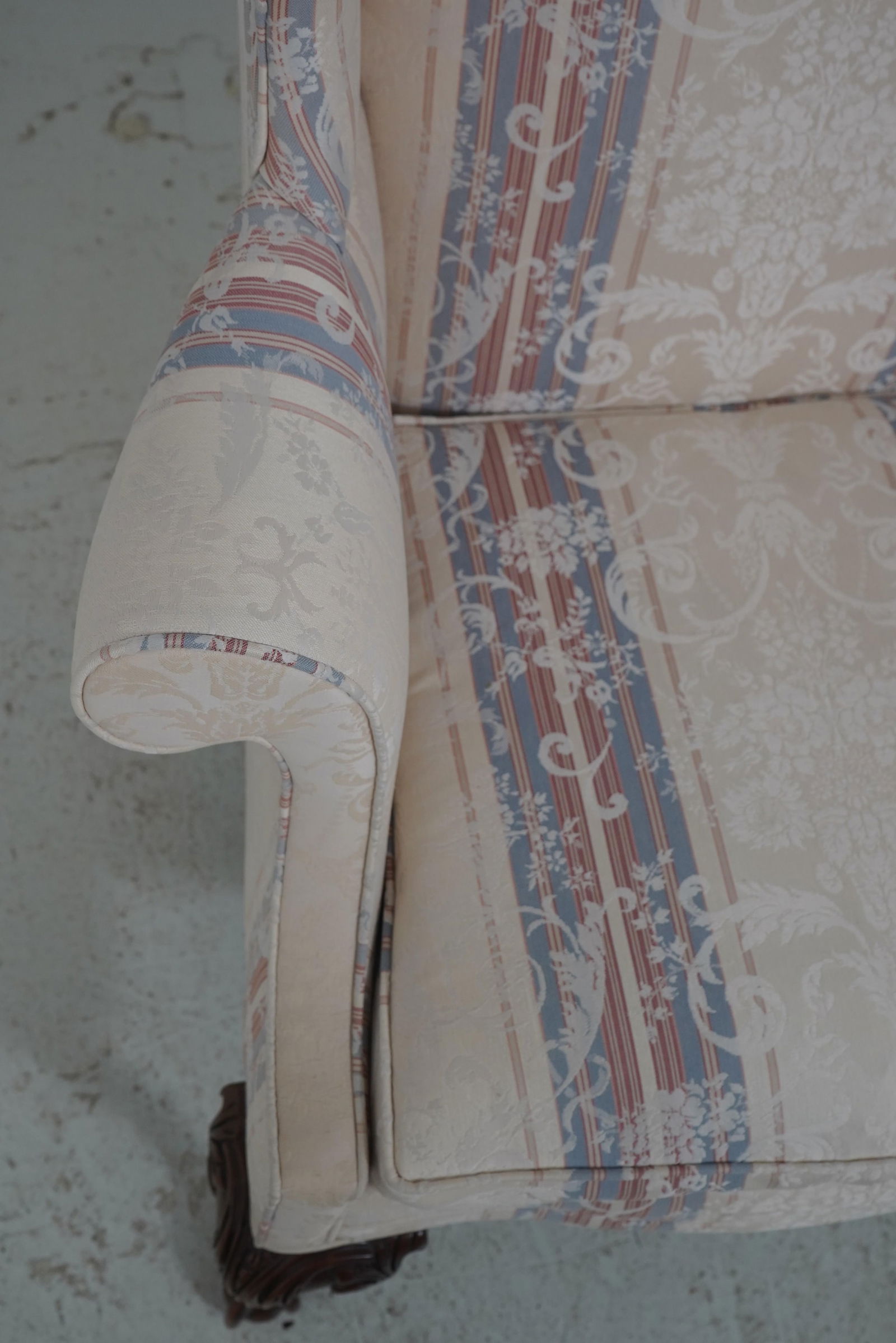 Southwood Clawfoot Mahogany Damask Wing Chair - 6