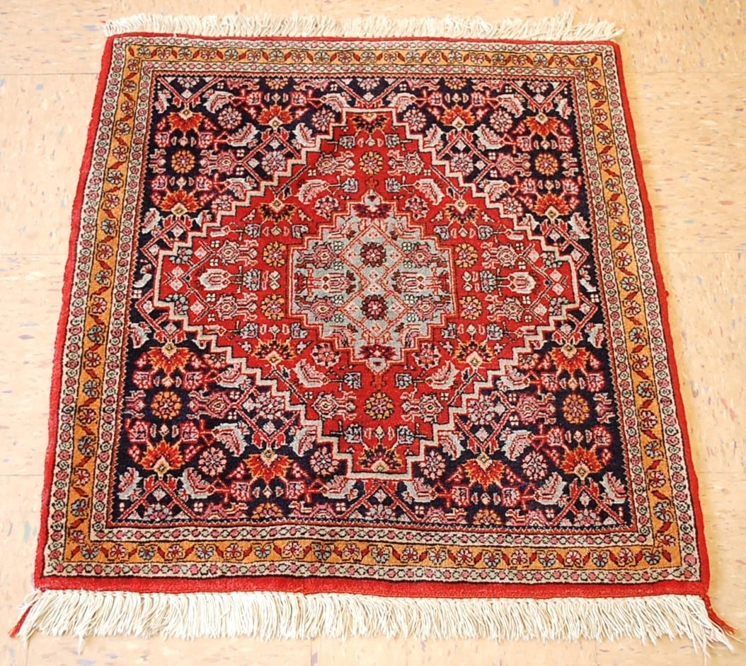 Persian BIJAR RUG 2.5x2.9: Title: Persian BIJAR RUG 2.5x2.9 Description:OLD,ANTIQUE FINE HIGHLY DETAILED Persian BIJAR ORIENTAL RUG ......with exact Square size of 2' 5" x 2' 9".......wonderful Pastel Green center medallion wit
