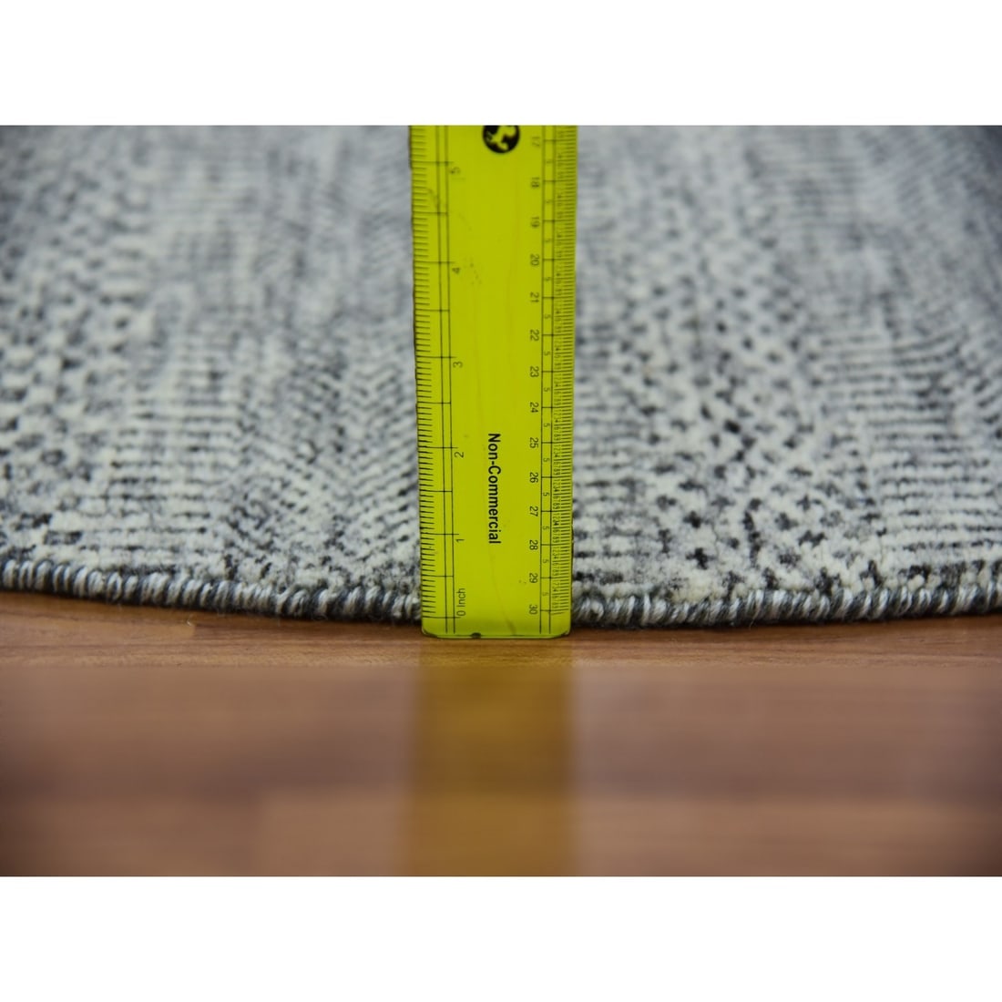 Timberwolf Gray Grass Design Undyed Wool Hand Knotted Round Rug - 6