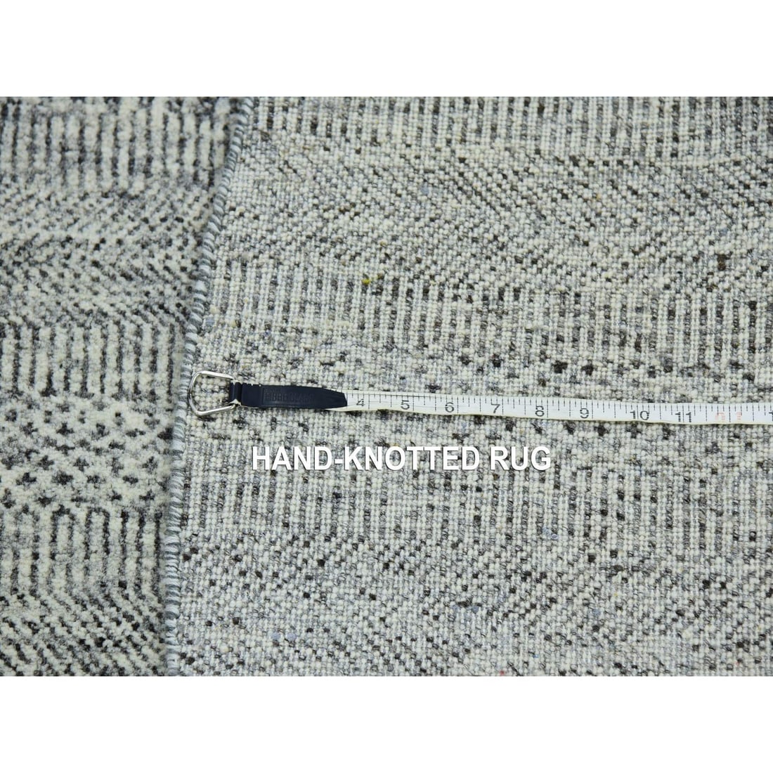 Timberwolf Gray Grass Design Undyed Wool Hand Knotted Round Rug - 7