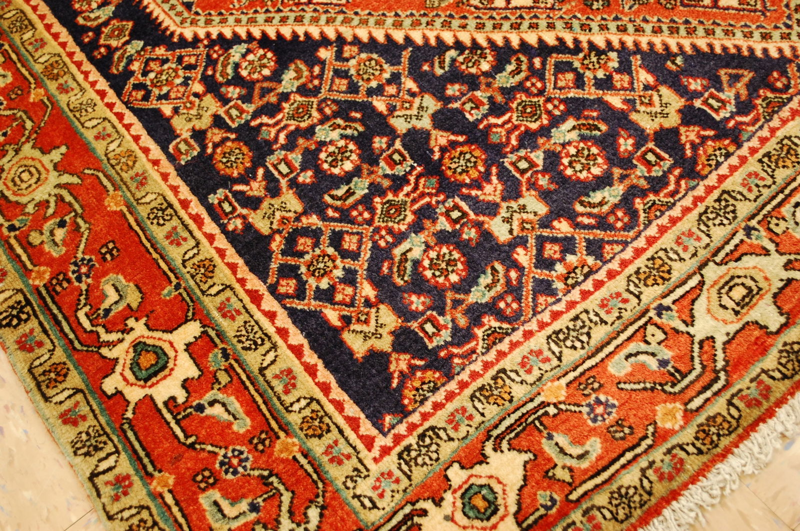 Persian BIJAR RUG 4'x5'4" - 9