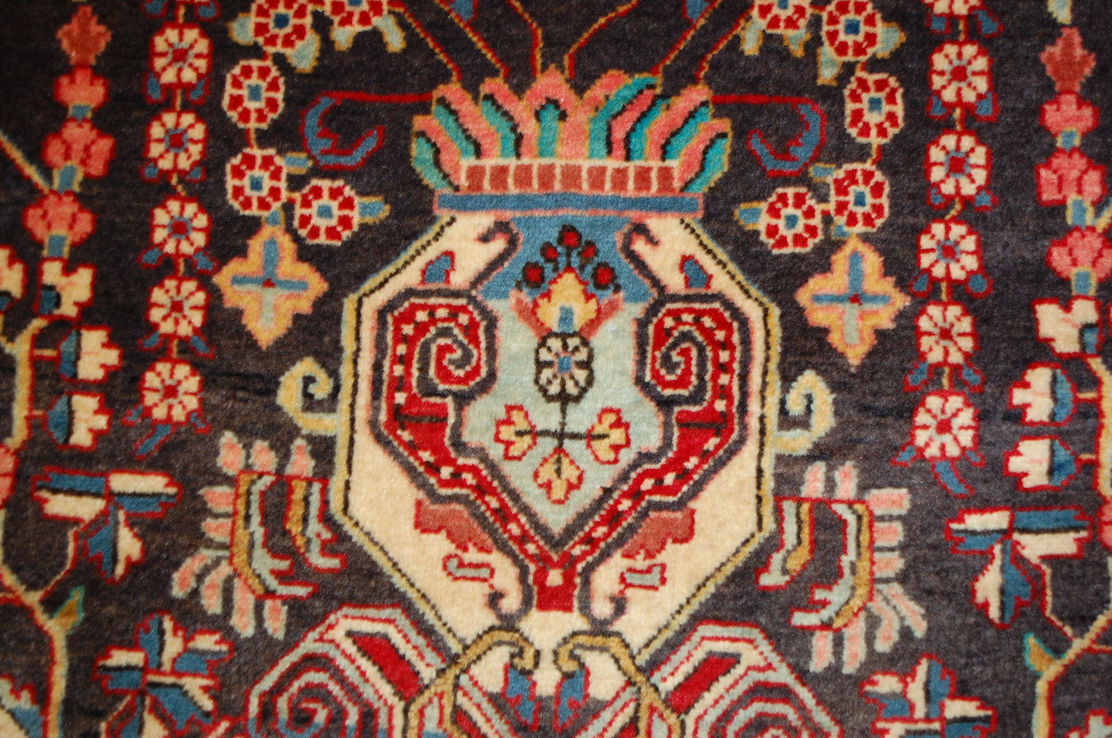Persian SARUK FERAKHAN RUG 4'1" x 6'6" - 10