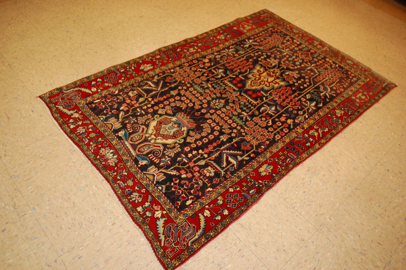 Persian SARUK FERAKHAN RUG 4'1" x 6'6" - 8