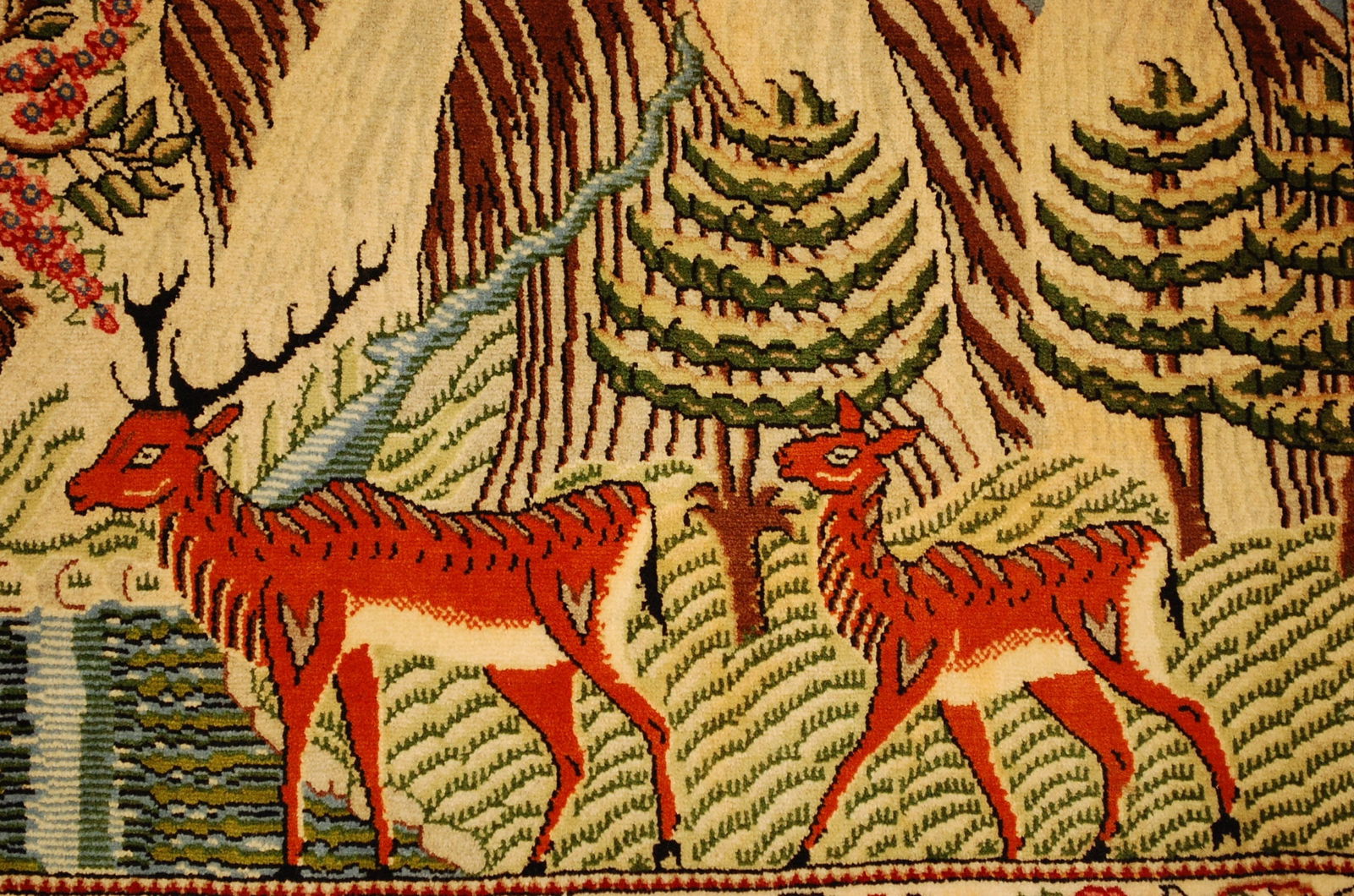 Persian TABRIZ RUG ,2.4x2.9 - 6