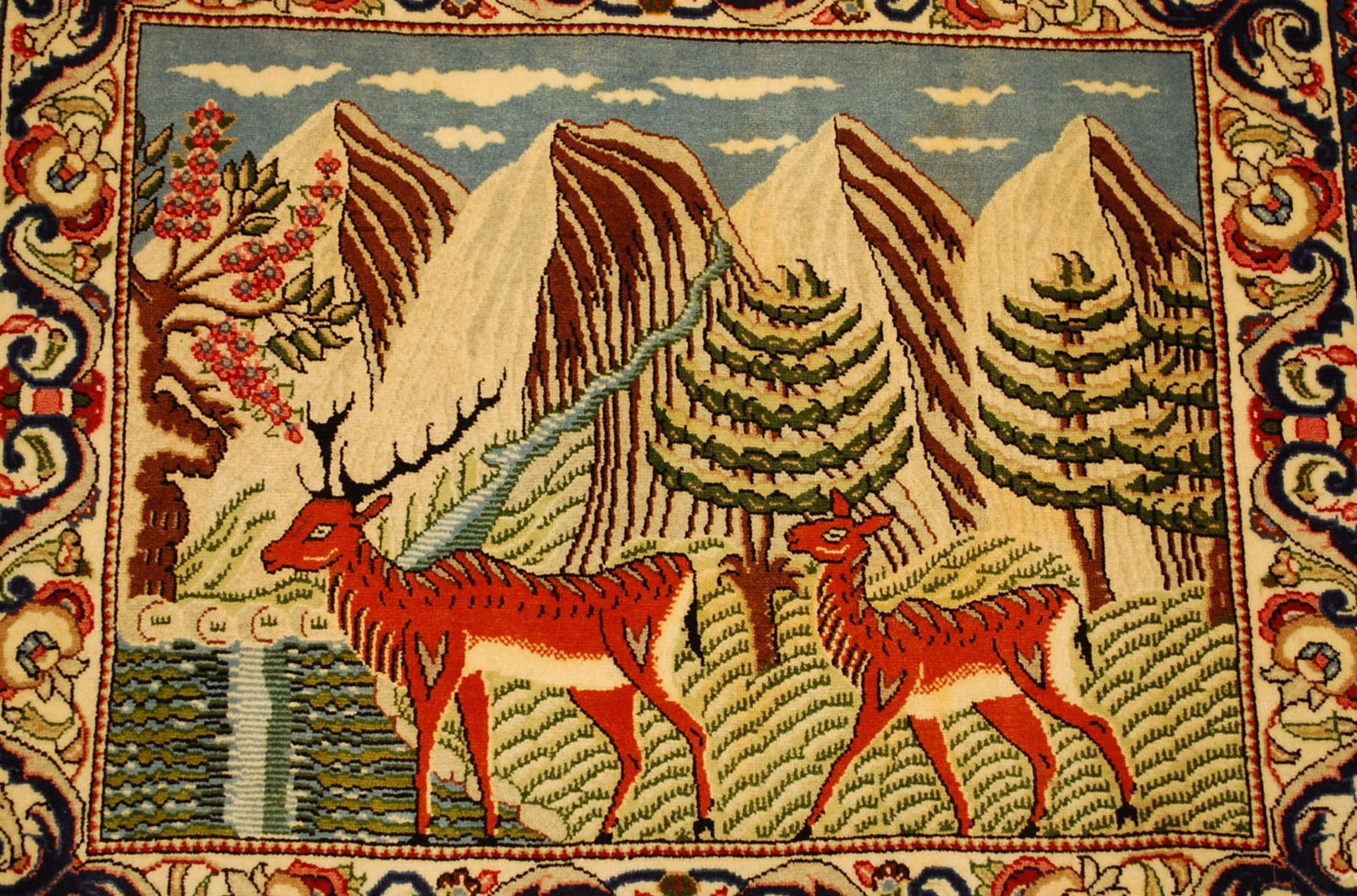 Persian TABRIZ RUG ,2.4x2.9 - 9