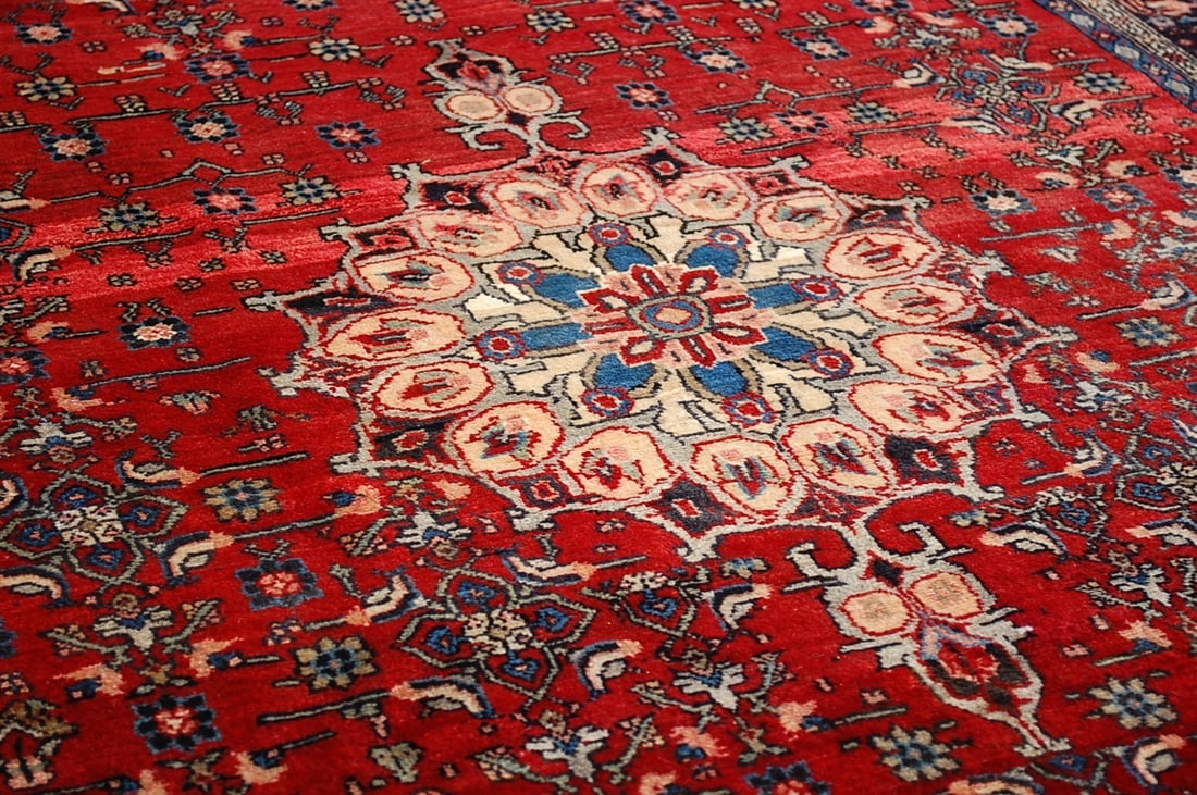 Persian BIJAR Rug,4'8" x8" - 9