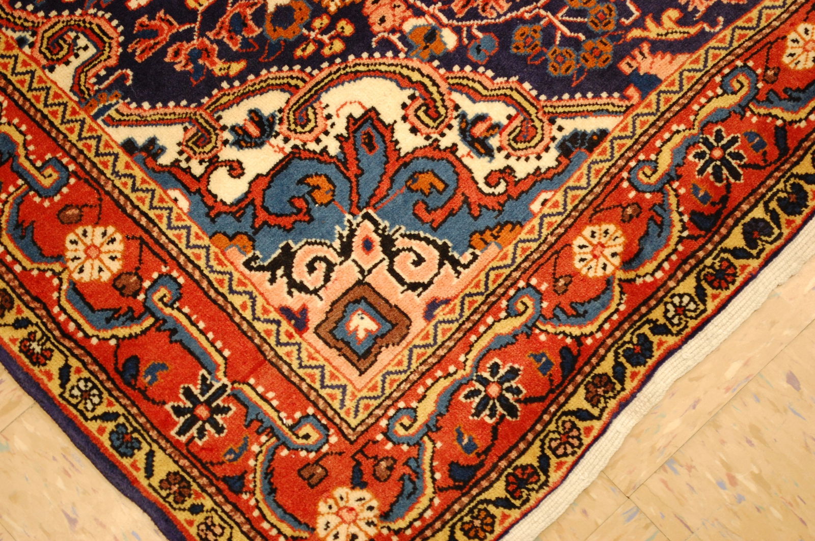 Persian SARUK FERAKHAN RUG 3'8" x 4'10" - 7