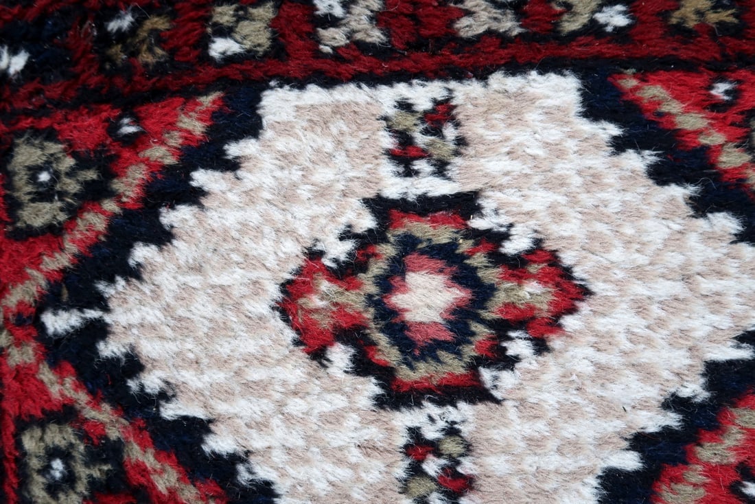 Handmade vintage Afghan Ersari rug 4' x 6' (123cm x 183cm) 1970s - 4