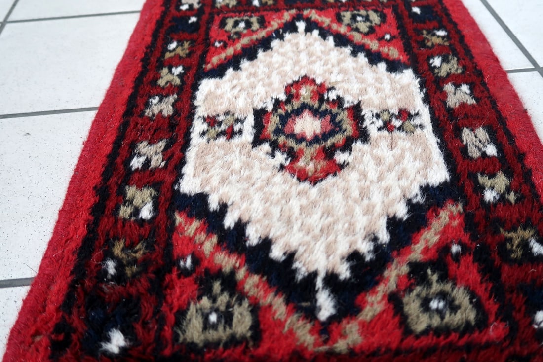 Handmade vintage Afghan Ersari rug 4' x 6' (123cm x 183cm) 1970s - 8