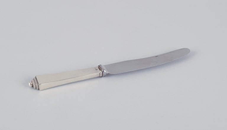 Georg Jensen Pyramid. Art Deco fruit knife in sterling silver with a stainless steel blade. (1 of 6)