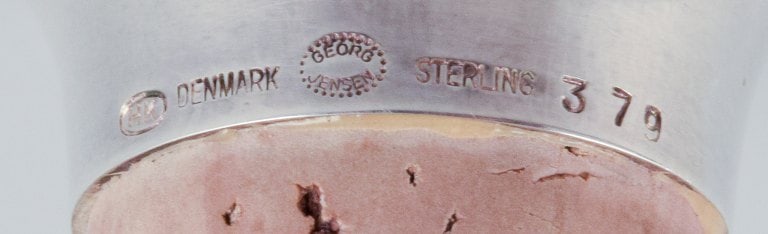 Henning Koppel for Georg Jensen, rare modernist wine stopper in sterling silver and cork. - 5