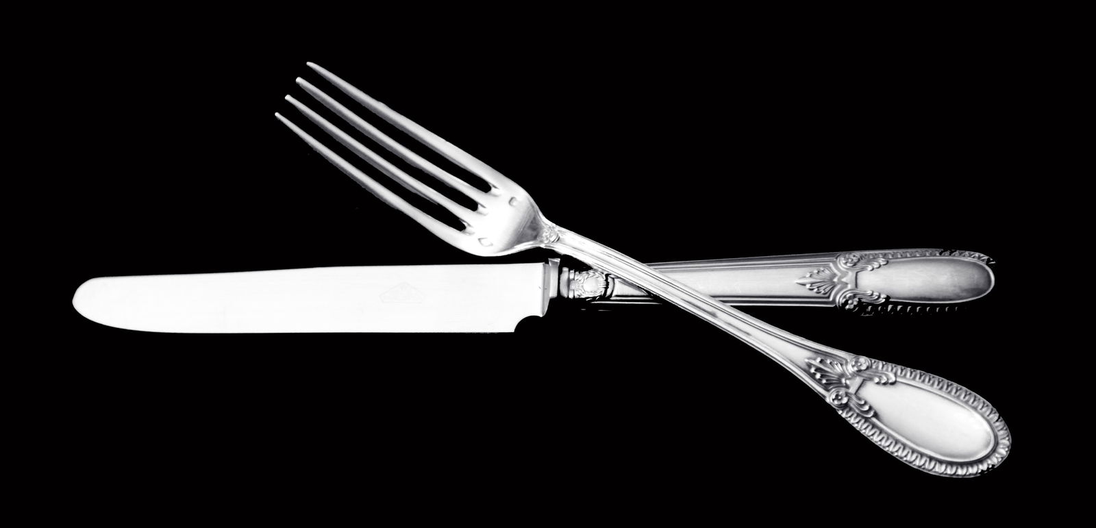 HENIN - 138pc LOUIS XVI ANTIQUE FRENCH 950 STERLING SILVER FLATWARE SET - 8