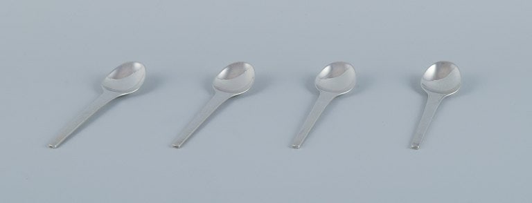 Georg Jensen, Caravel, a set of four teaspoons in sterling silver.: Title:Georg Jensen, Caravel, a set of four teaspoons in sterling silver. Description:Georg Jensen, Caravel, a set of four teaspoons in sterling silver. Modernist and sleek design. Designed by Henning
