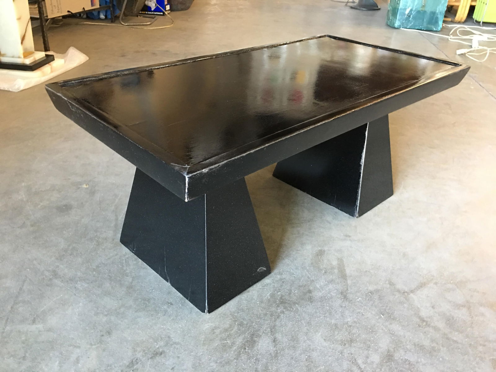 Midcentury Geometric Sculptural Black Lacquer Coffee Table - 18