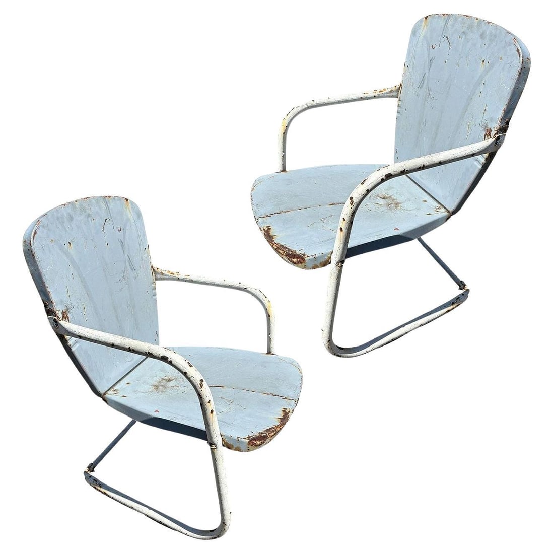 Mid-century Steel Flat Iron Springer Patio Outdoor Lounge Chair, Pair: Title: Mid-century Steel Flat Iron Springer Patio Outdoor Lounge Chair, Pair Description: Steel Mid-century Springer Outdoor grey enamel Lounge Chair Set of Two. Each chair features a white round