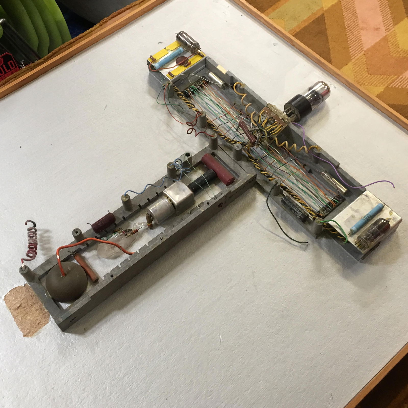 Abstract "Stations of The Cross" Untitled 3 Vacuum Tube Sculpture by Pasqual - 9