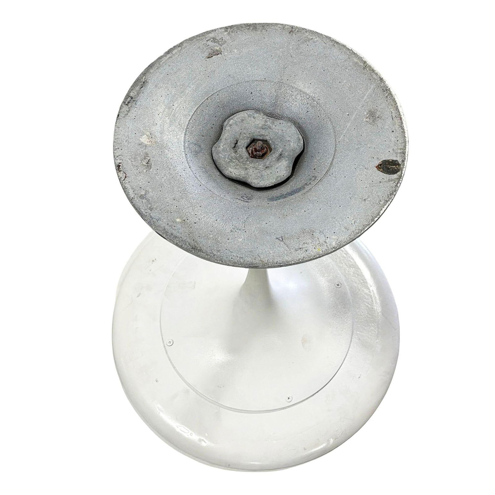 MCM 20" Tall Tulip Side Table by Eero Saarinen for Knoll W/ Walnut Laminate Top - 4