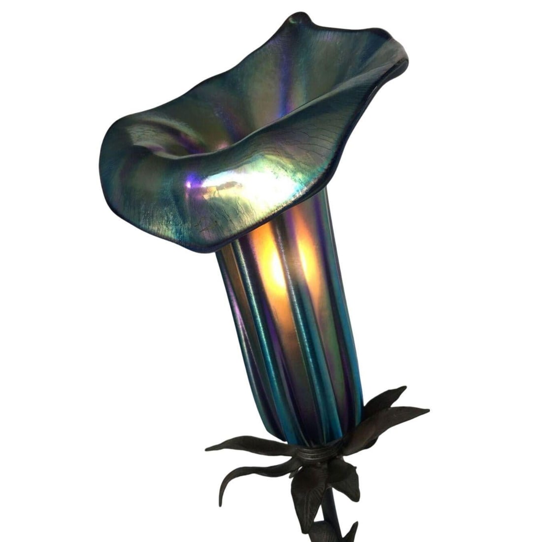 Art Nouveau Style Bronze Lilly Table Lamp W/ Bell Shade - 11