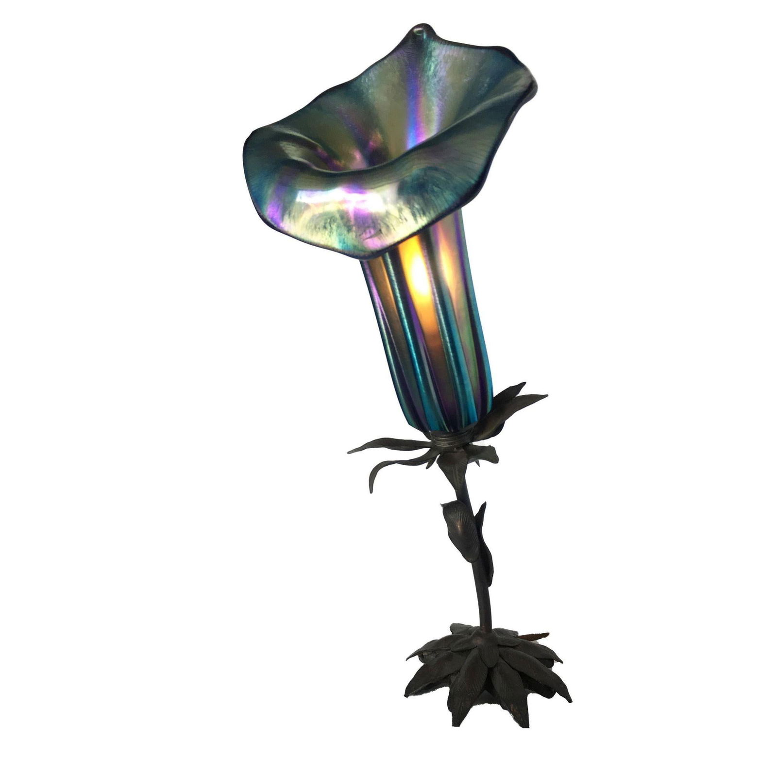 Art Nouveau Style Bronze Lilly Table Lamp W/ Bell Shade - 19