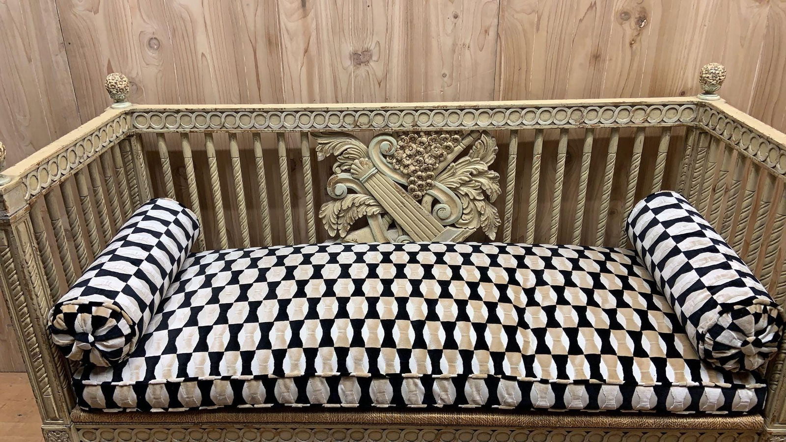 Vintage Italian Neoclassical Carved Settee Bench with Newly Reupholstered Pillow - 2