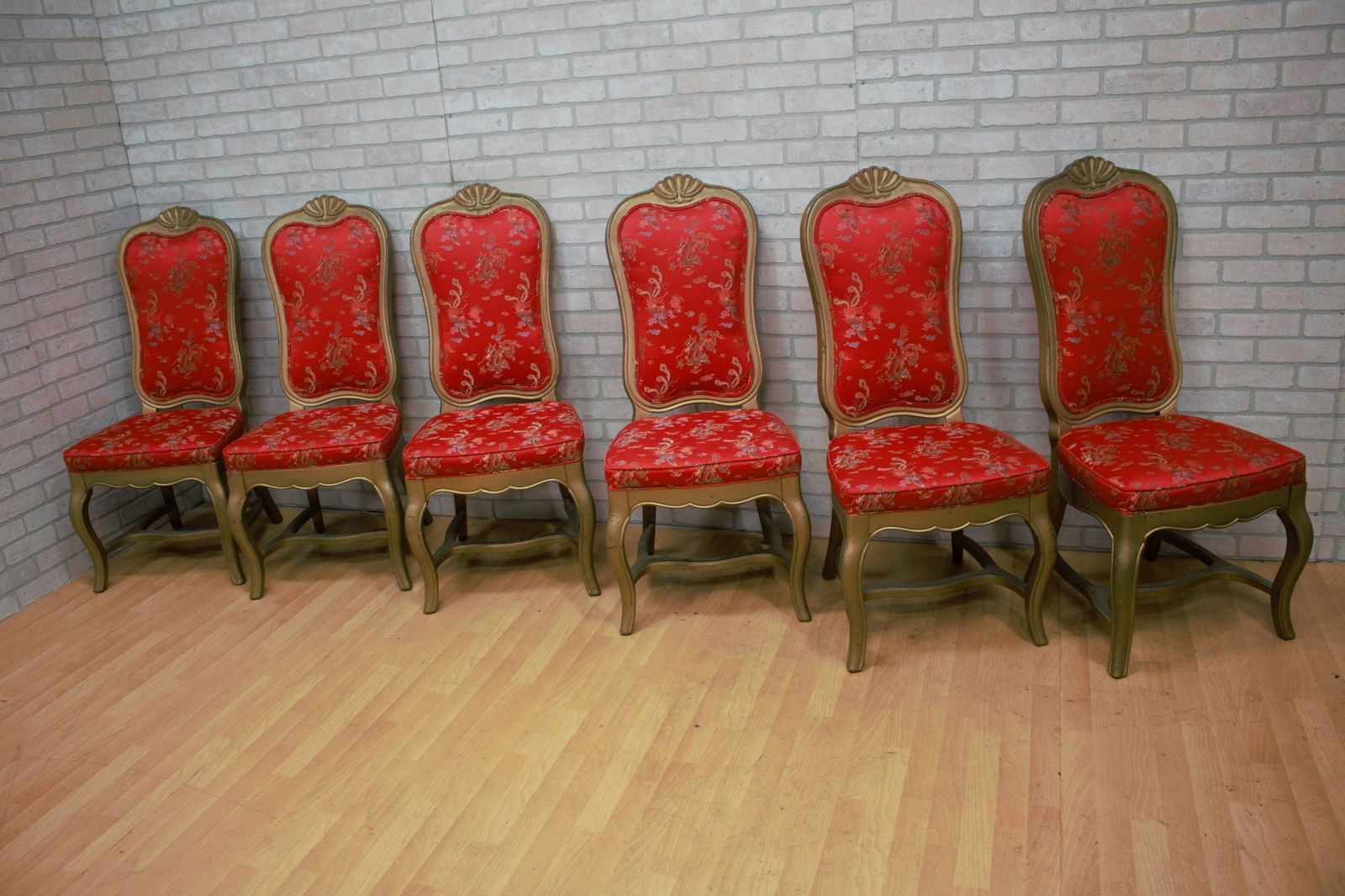 Hollywood Regency Chinoiserie Gold Frames Dining Chairs - Set of 6: Title: Hollywood Regency Chinoiserie Gold Frames Dining Chairs - Set of 6 Description: Hollywood Regency Chinoiserie Gold Frame Dining Chairs Newly Upholstered in Red Silk - Set of 6 Circa Mid 20th