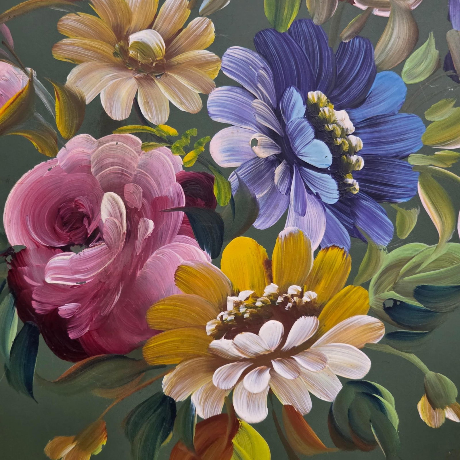 Vintage Italian Tole Tray, 20" round floral metal platter, green hand painted wall decor Cottagecore - 3