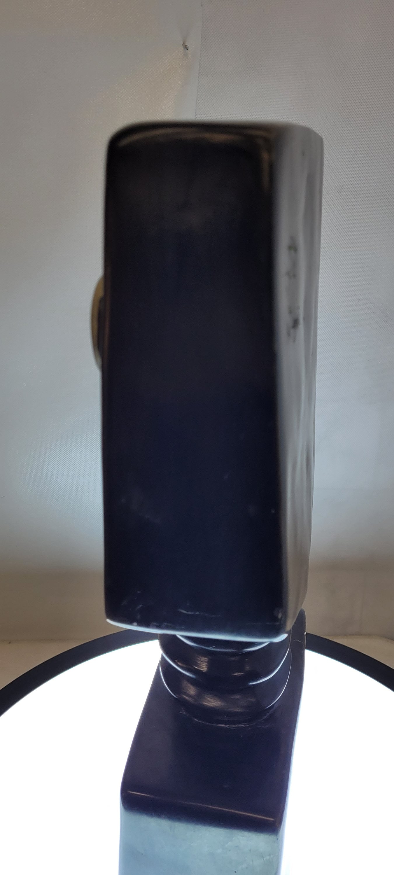 Black White Modern Sculpture Table Top Statue Stone Bust Face: Title: Black White Modern Sculpture Table Top Statue Stone Bust Face Description: Vintage from the 1980s Materials: Medium: Concrete, Marble, Stone Width: 6.25 inches Height: 16 inches Depth: 3