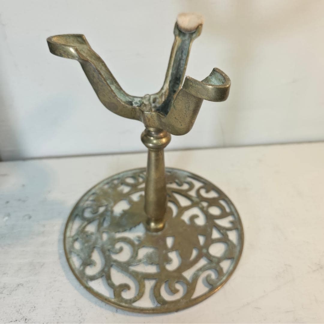 Vintage Brass Squirrel Stand Tripod Trivet Pierced Brass Plant Riser Table Decor Antique Style - 6