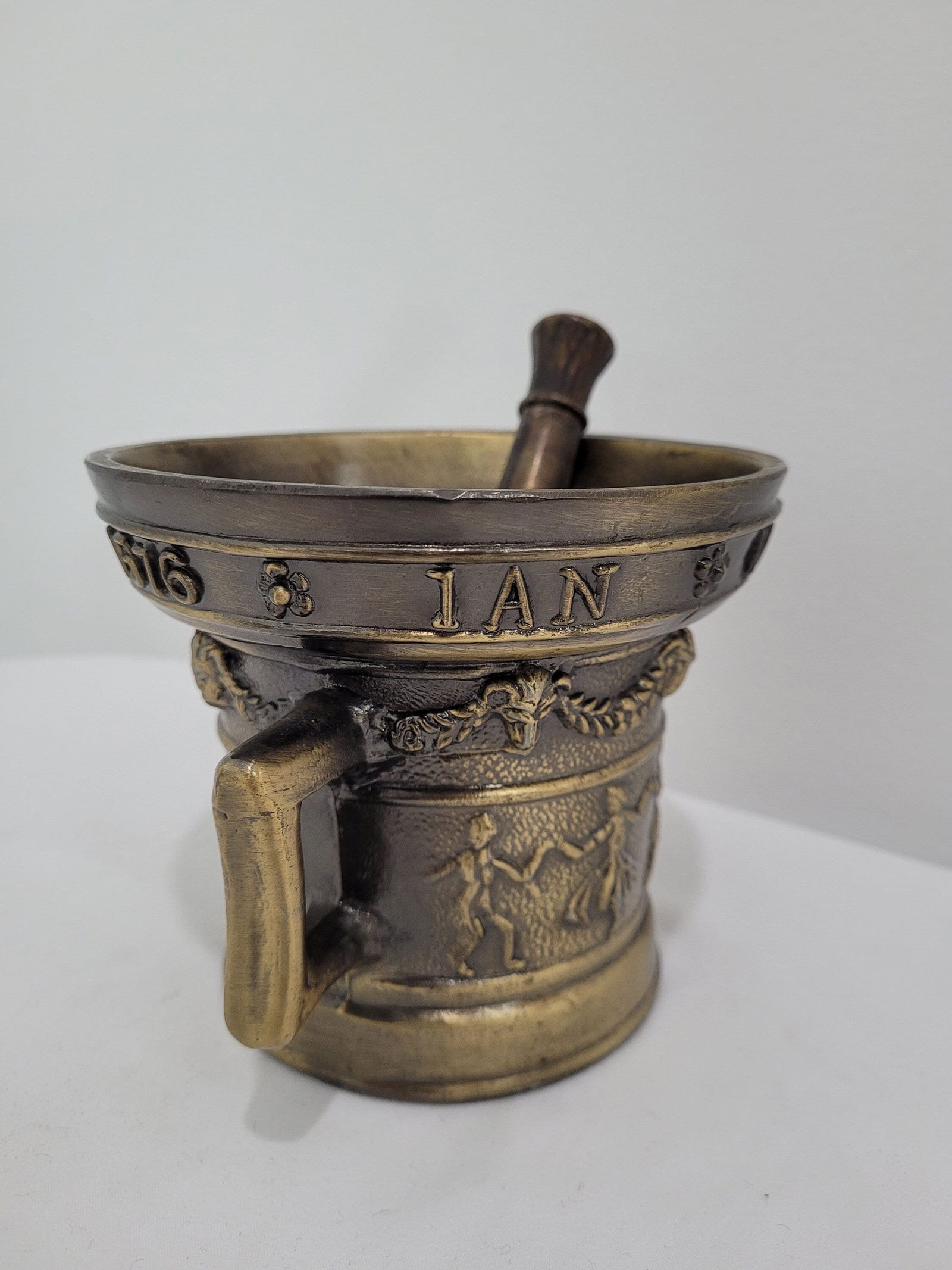 Vintage Brass Mortar and Pestle Classical Relief Old World Decor Library Shelf Accent Herbal Display - 3