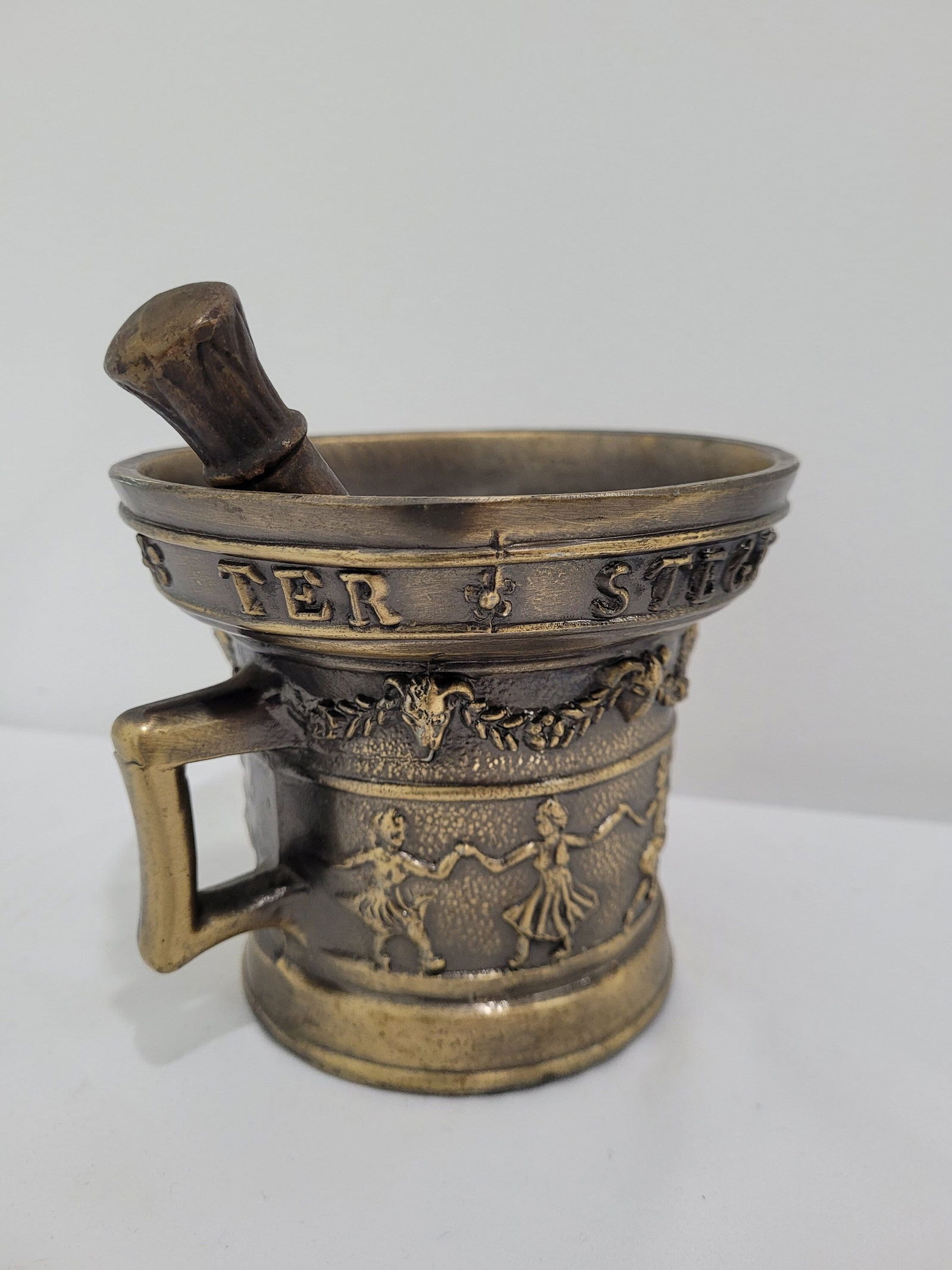 Vintage Brass Mortar and Pestle Classical Relief Old World Decor Library Shelf Accent Herbal Display - 5