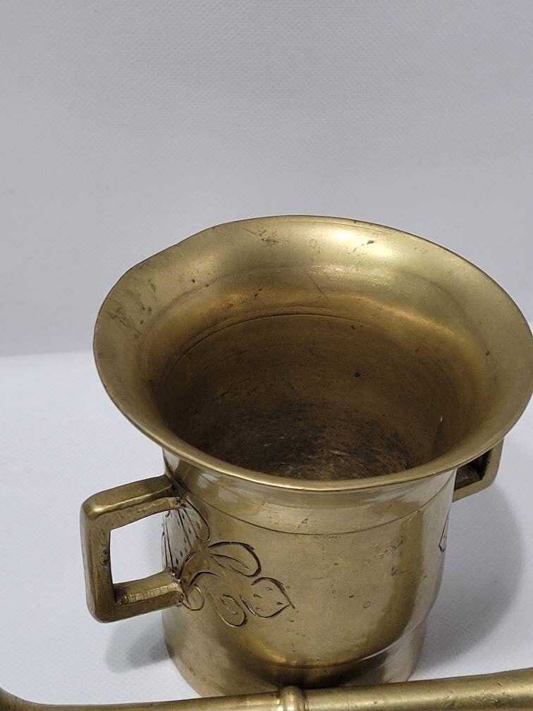 Antique Brass Mortar & Pestle European Apothecary Kitchen Décor Heavy Solid Brass Old World - 4