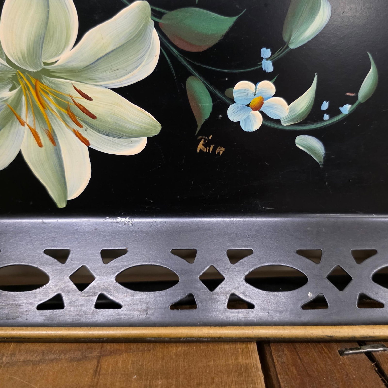 Vintage Metal Floral Toleware gallery wall serving tray, hand painted lilies flowers hostess drinks - 6