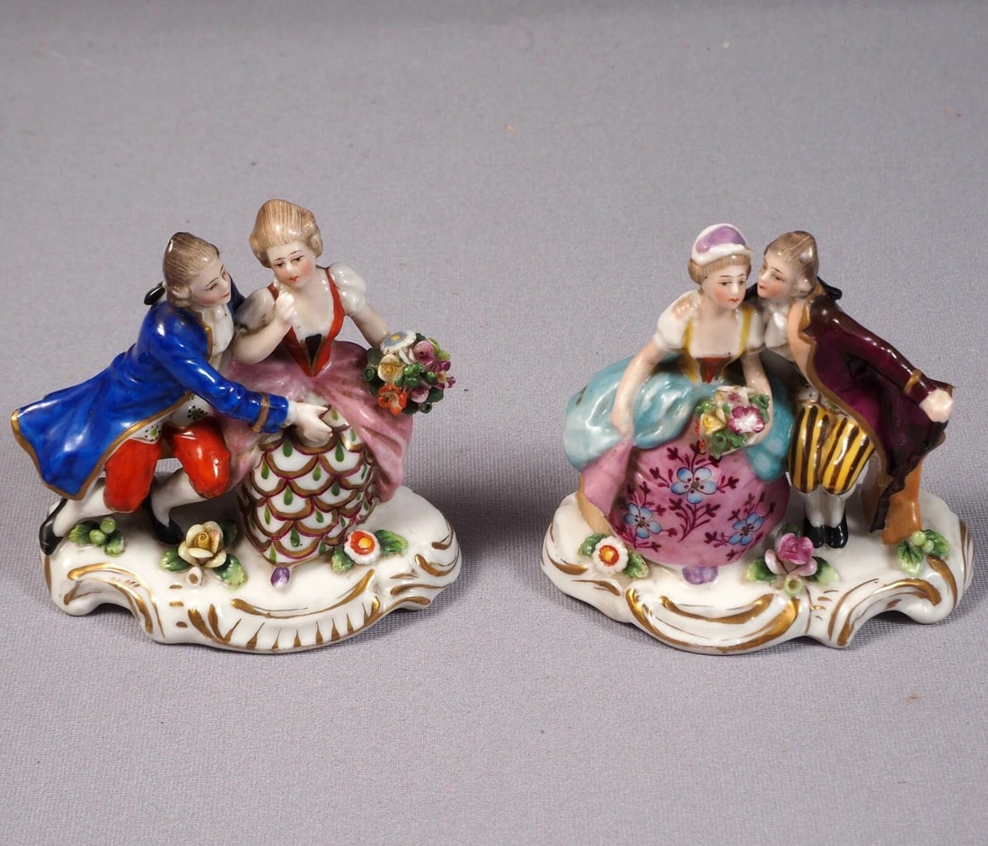 Antique Chelsea Derby Samson Gold Anchor 2 Figurines Courting Couple Lady Man: Title: Antique Chelsea Derby Samson Gold Anchor 2 Figurines Courting Couple Lady ManDescription: . This is a pair of two gorgeous antique figurines. They bear bears gold anchor mark. It is probably