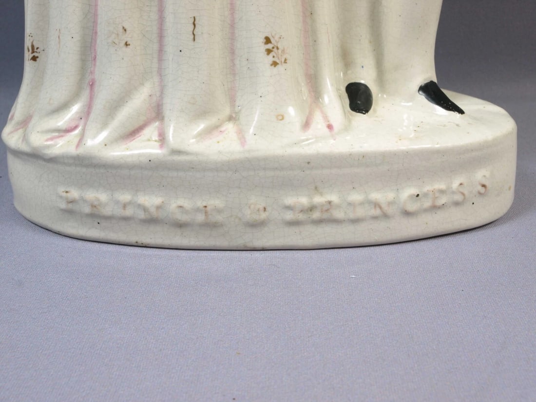 STAFFORDSHIRE FIGURINE PRINCE& PRINCESS 19 century LARGE RARE Victorian - 4