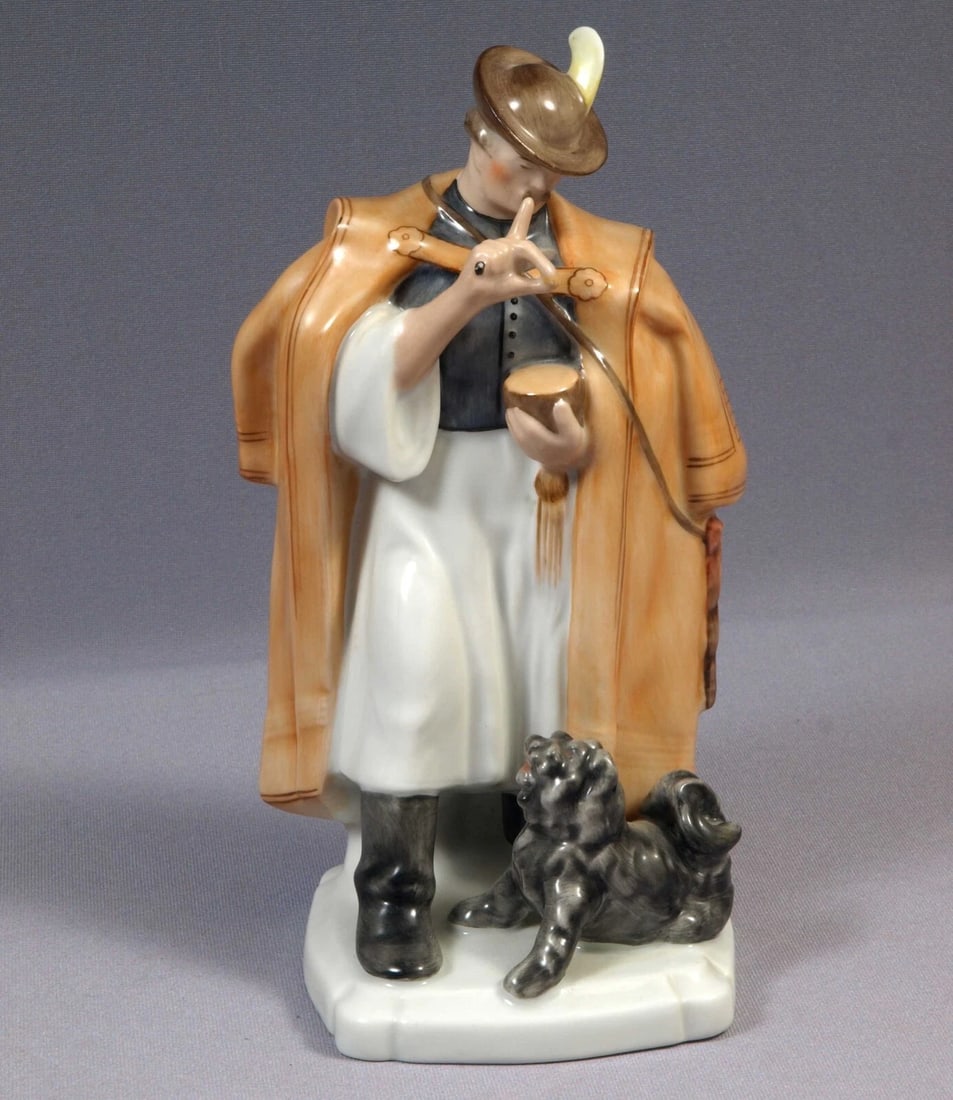 Herend Porcelain Figurine Man with Dog 5810 8 1/2" Hungary: Title: Herend Porcelain Figurine Man with Dog 5810 8 1/2" HungaryDescription: . This is an exceptional Figurine made by Herend in Hungary. The figurine is marked with Herend older backstamp on the