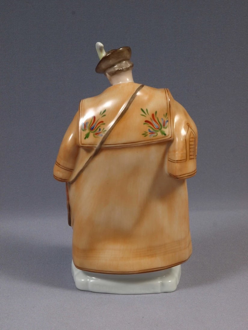 Herend Porcelain Figurine Man with Dog 5810 8 1/2" Hungary - 6