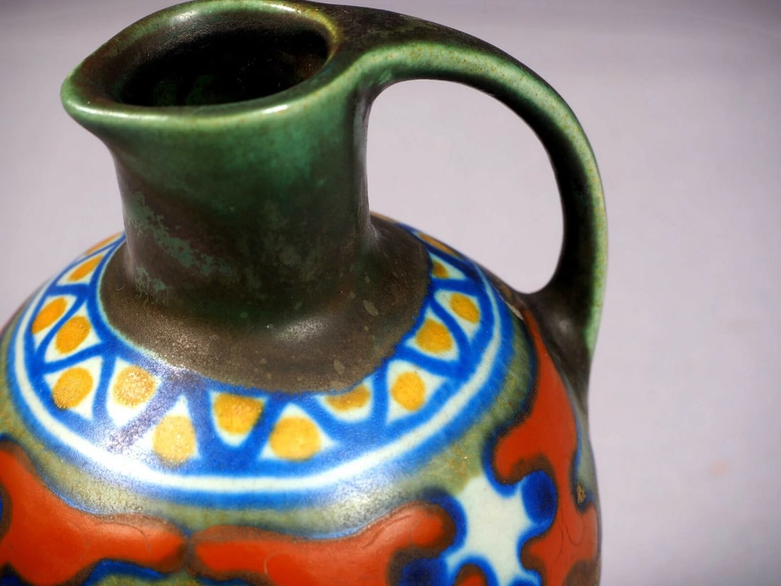 1910 - 1915 Gouda PZH Royal Zuid-Holland Candia Vase Jug Pitcher Matte Antique - 3